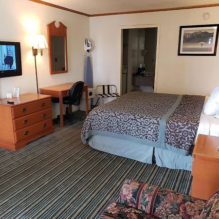 Economy Hotel Wichita- Florence St エクステリア 写真