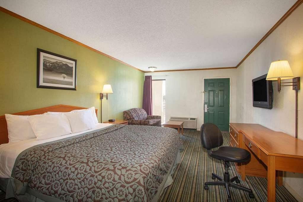 Economy Hotel Wichita- Florence St エクステリア 写真